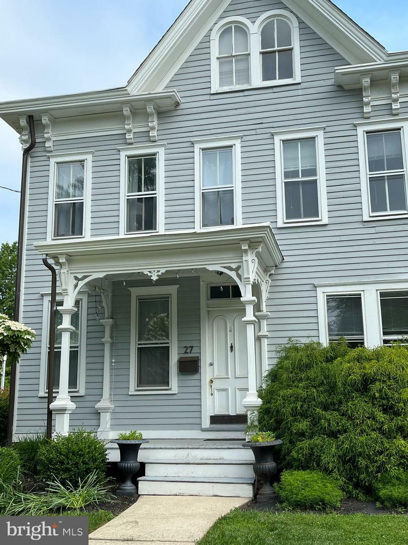 Property Photo:  27 E Delaware Avenue  NJ 08534 