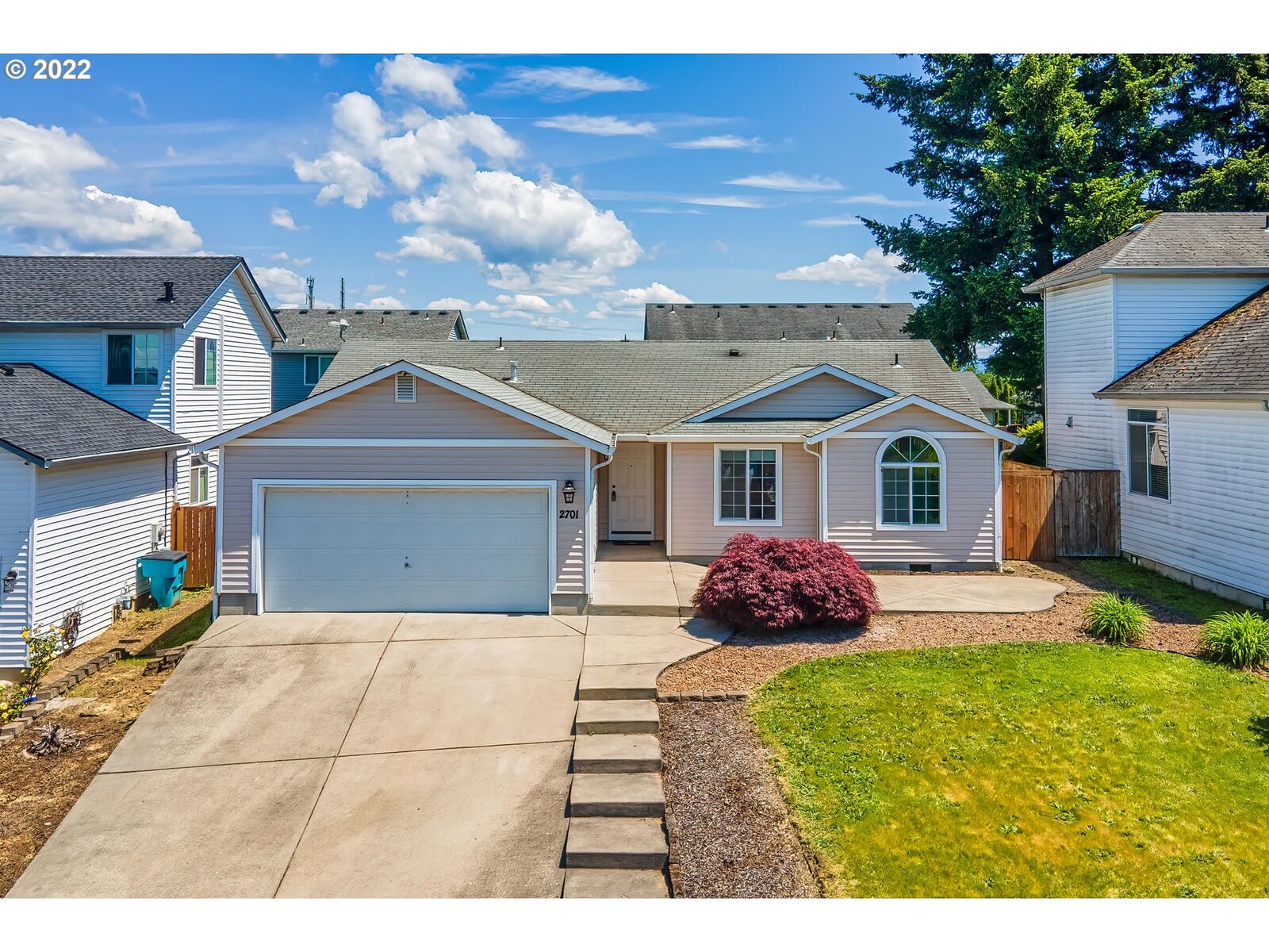 Property Photo:  2701 NE 164th Ave  WA 98684 