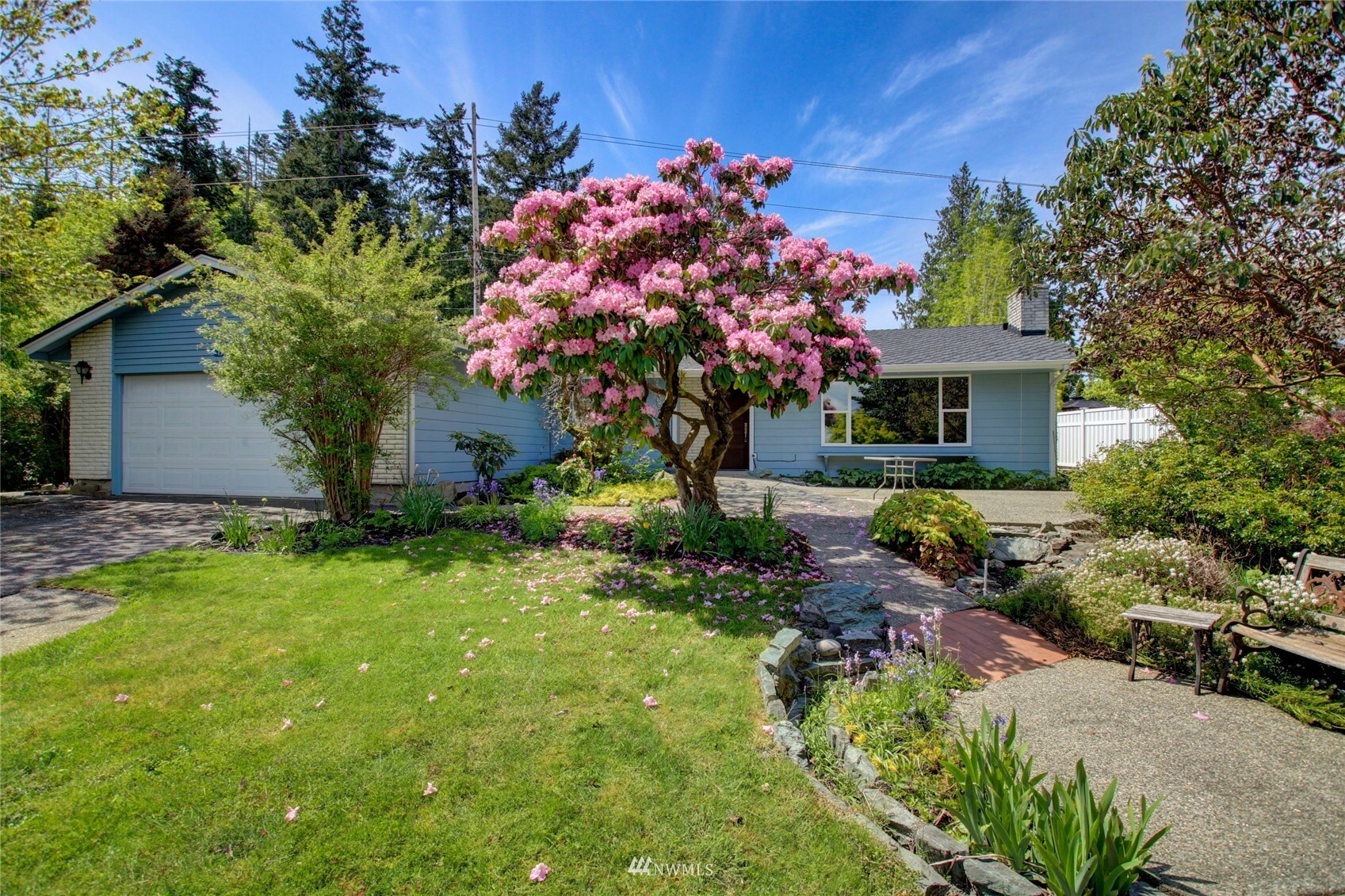 Property Photo:  13682 Harbor Lane  WA 98221 