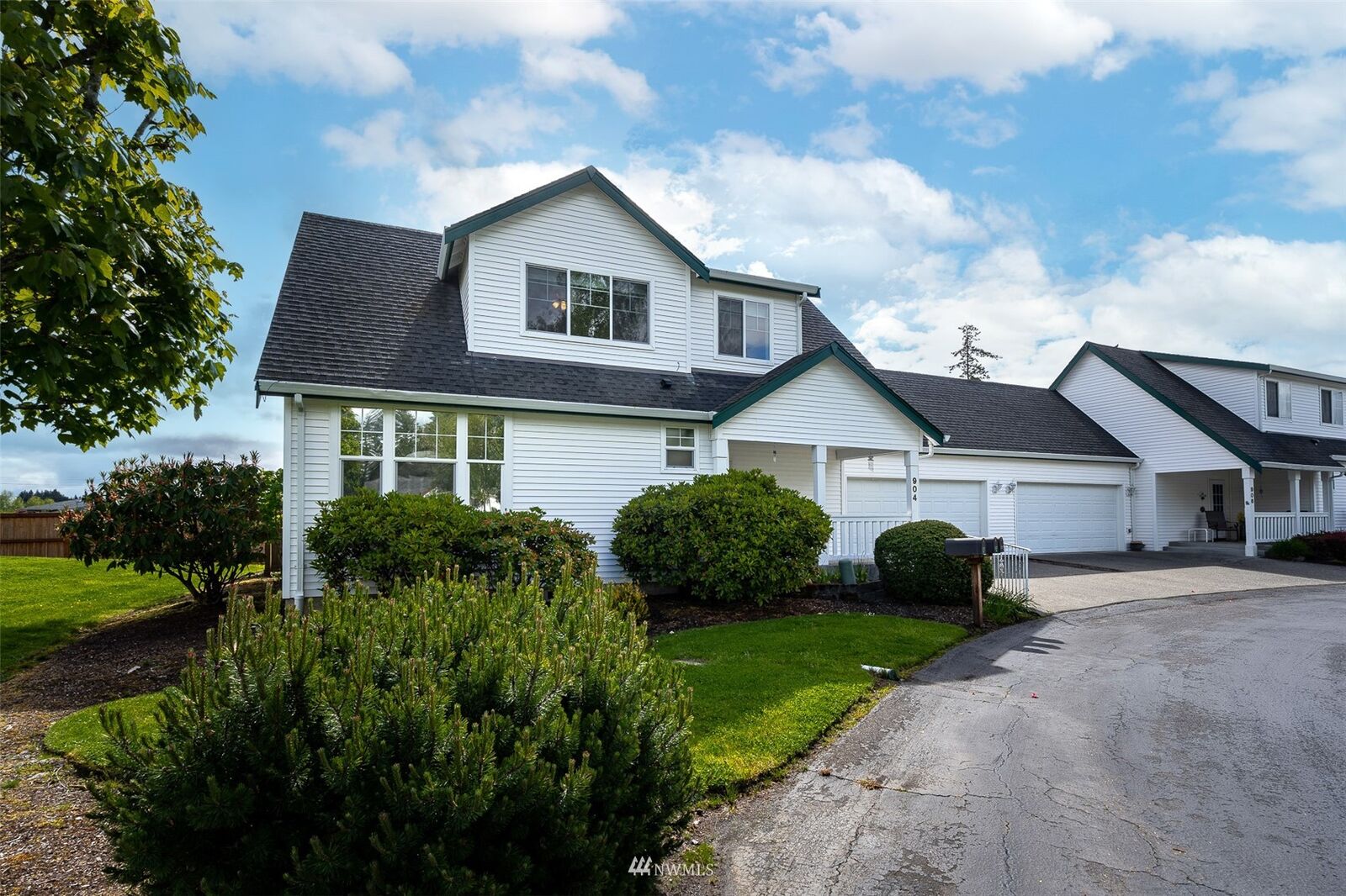 Property Photo: 904 Landing Way WA 98531