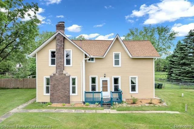 Property Photo:  805 Hemingway Road  MI 48362 