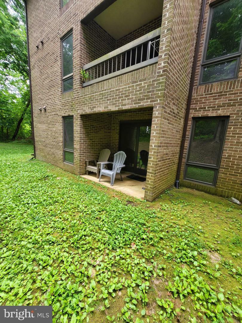 Property Photo:  44763 Woodlake Court 1A  MD 20619 