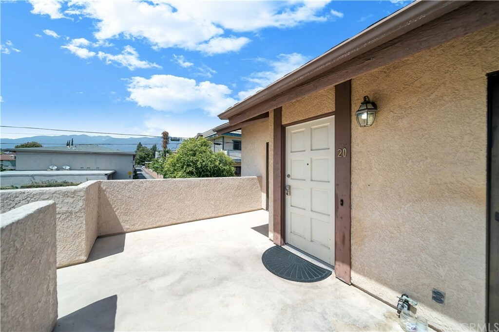 Property Photo:  1231 S Golden West Avenue 20  CA 91007 