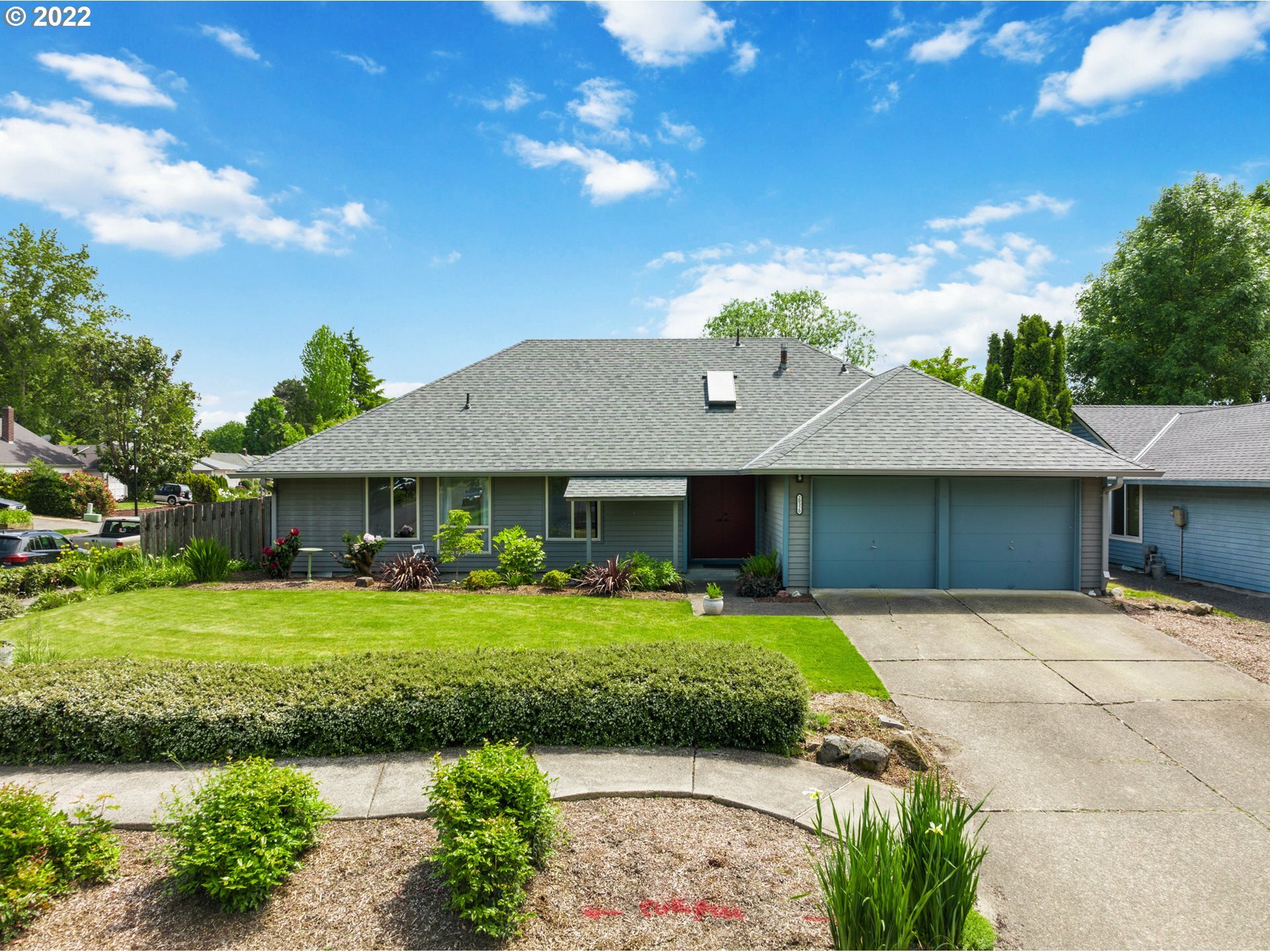 Property Photo: 20320 SW Blaine St OR 97003