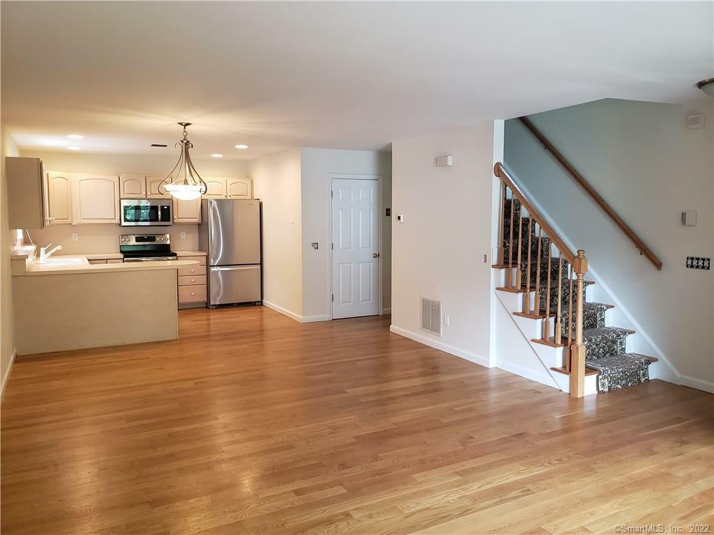 Property Photo:  115 Parade Hill Road B  CT 06840 