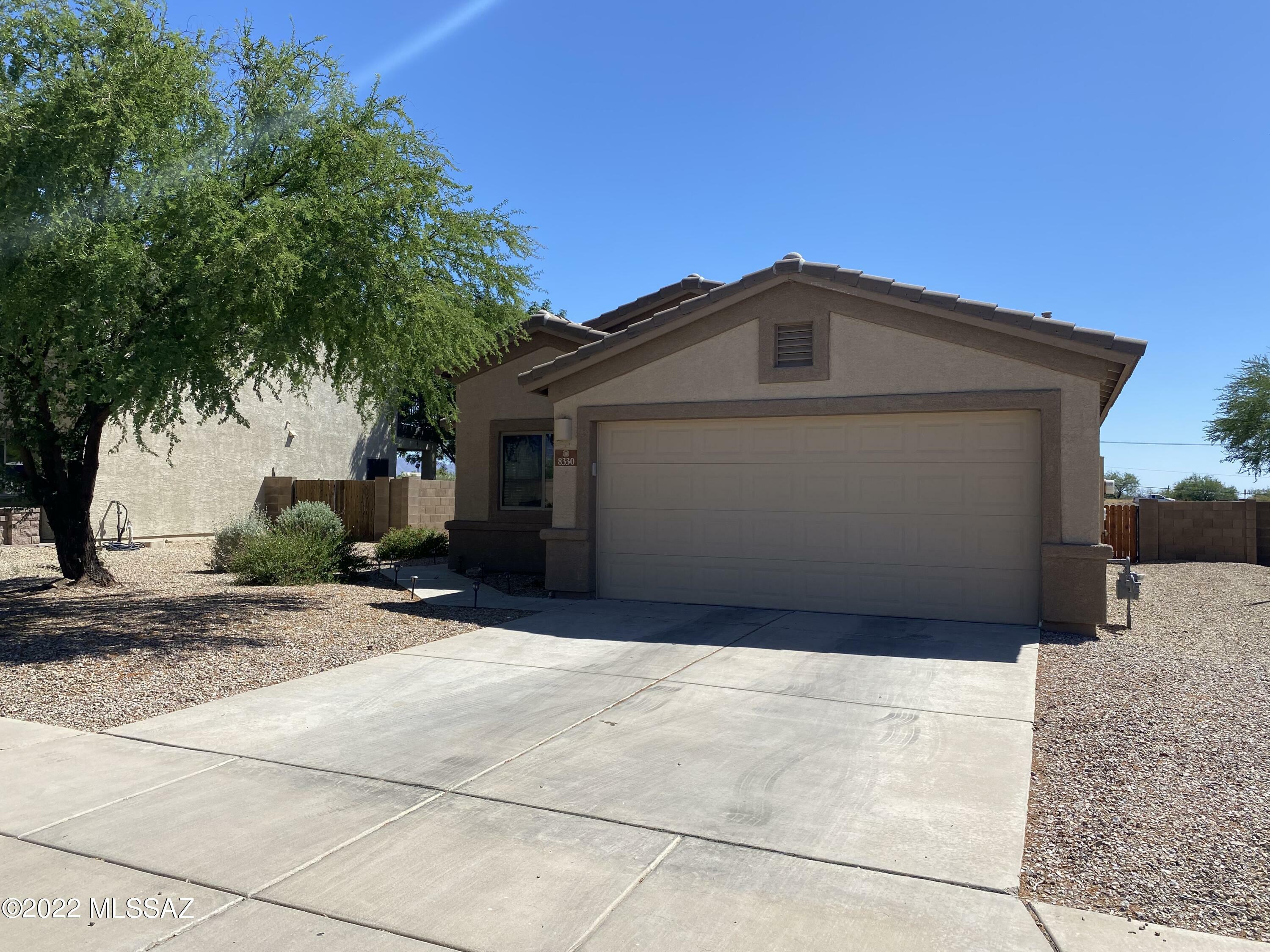 Property Photo:  8330 S Camino Serpe  AZ 85747 