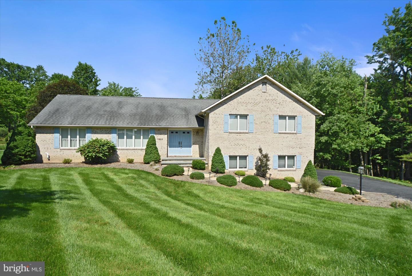 Property Photo:  1602 Lynndale Court  MD 21014 