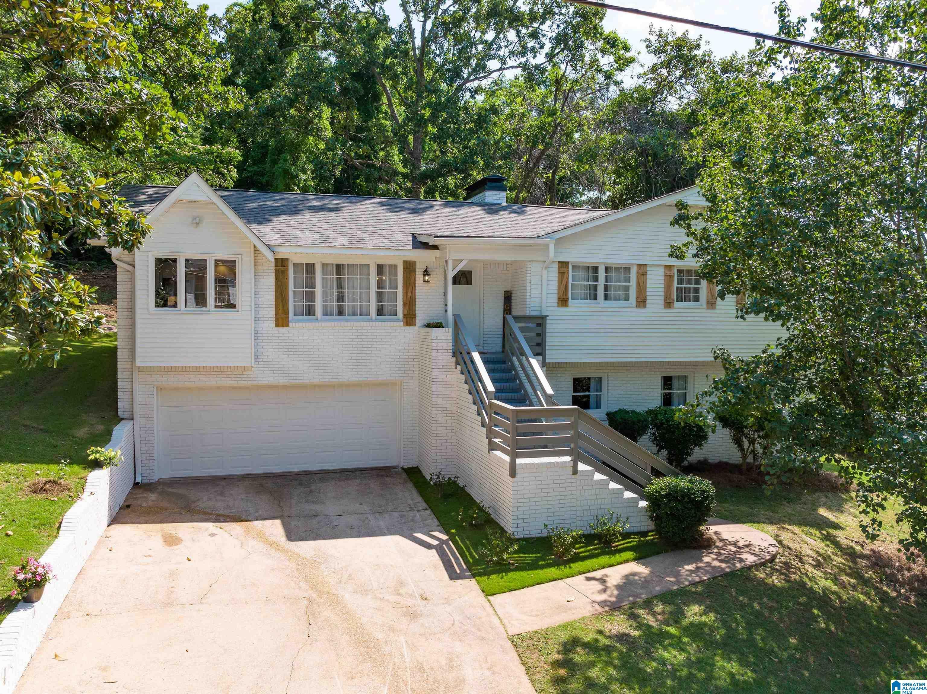 Property Photo:  1337 Wilshire Drive  AL 35213 