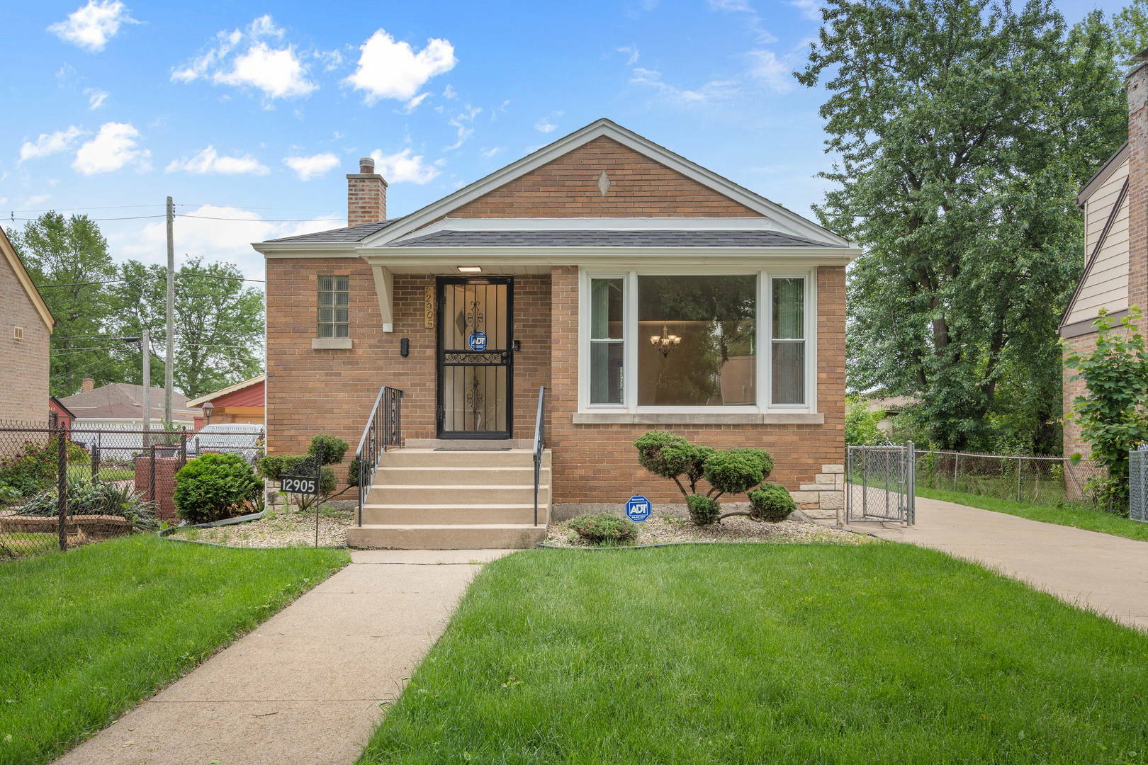 Property Photo:  12905 S Wallace Street  IL 60628 