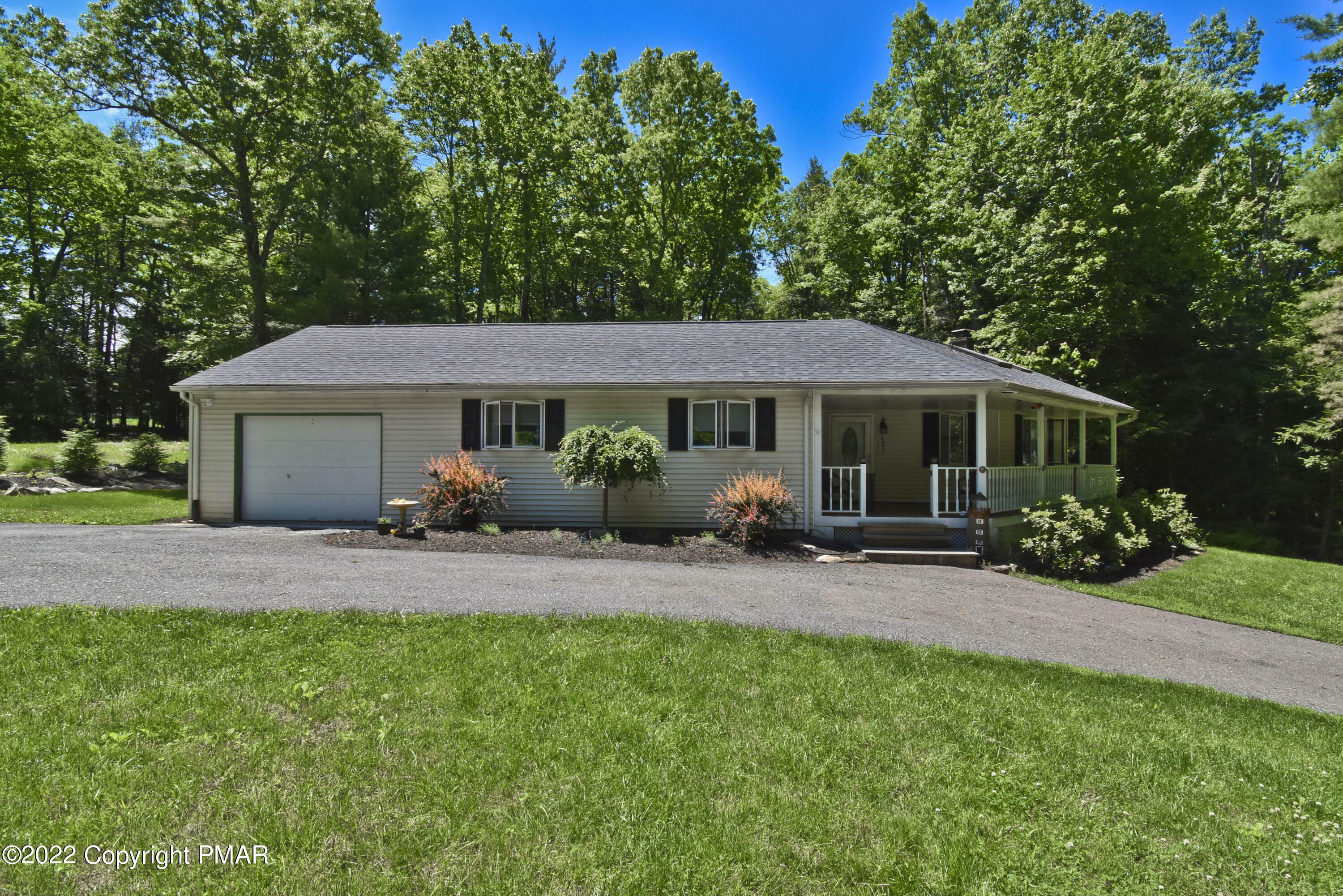 543 White Birch Drive  Saylorsburg PA 18353 photo