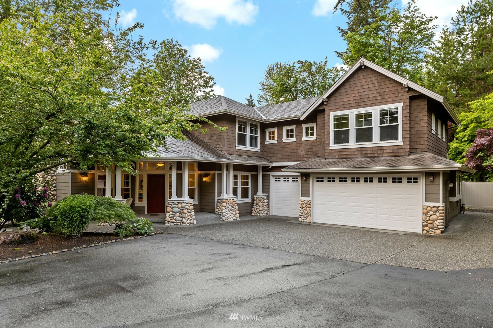 Property Photo:  21424 NE 159th Street  WA 98077 