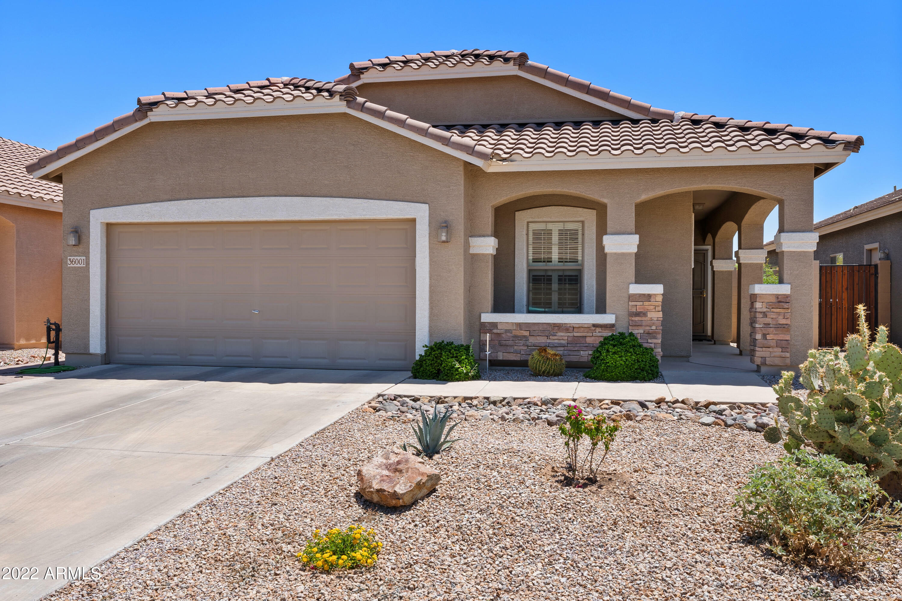 Property Photo:  36001 N Mirandesa Drive  AZ 85143 