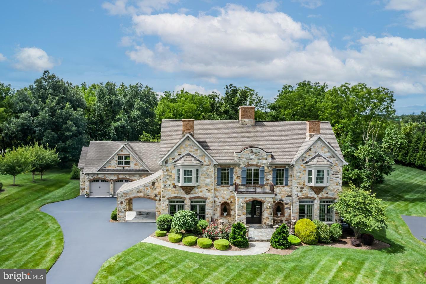 Property Photo: 1715 Adeline Drive PA 17050