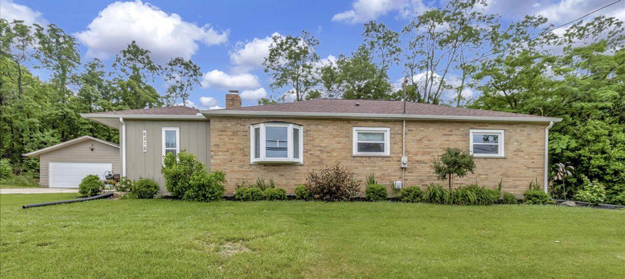 Property Photo: 8318 Daleview Rd OH 45247