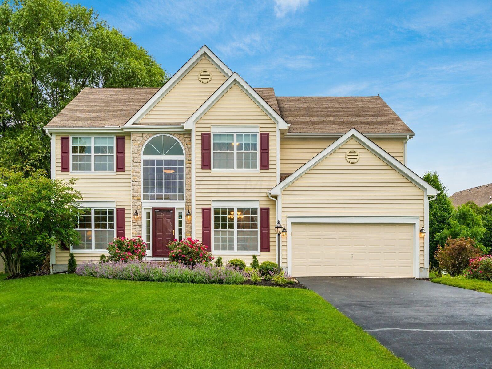 Property Photo:  7116 Vista Creek Court  OH 43065 