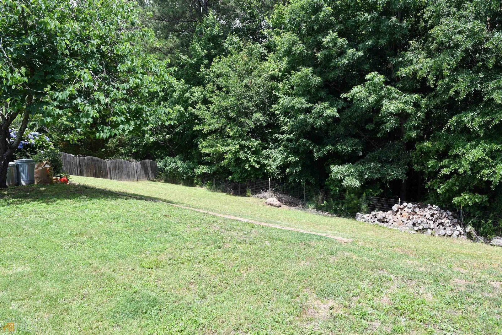 Property Photo: 6285 Huntcliff Drive GA 30542
