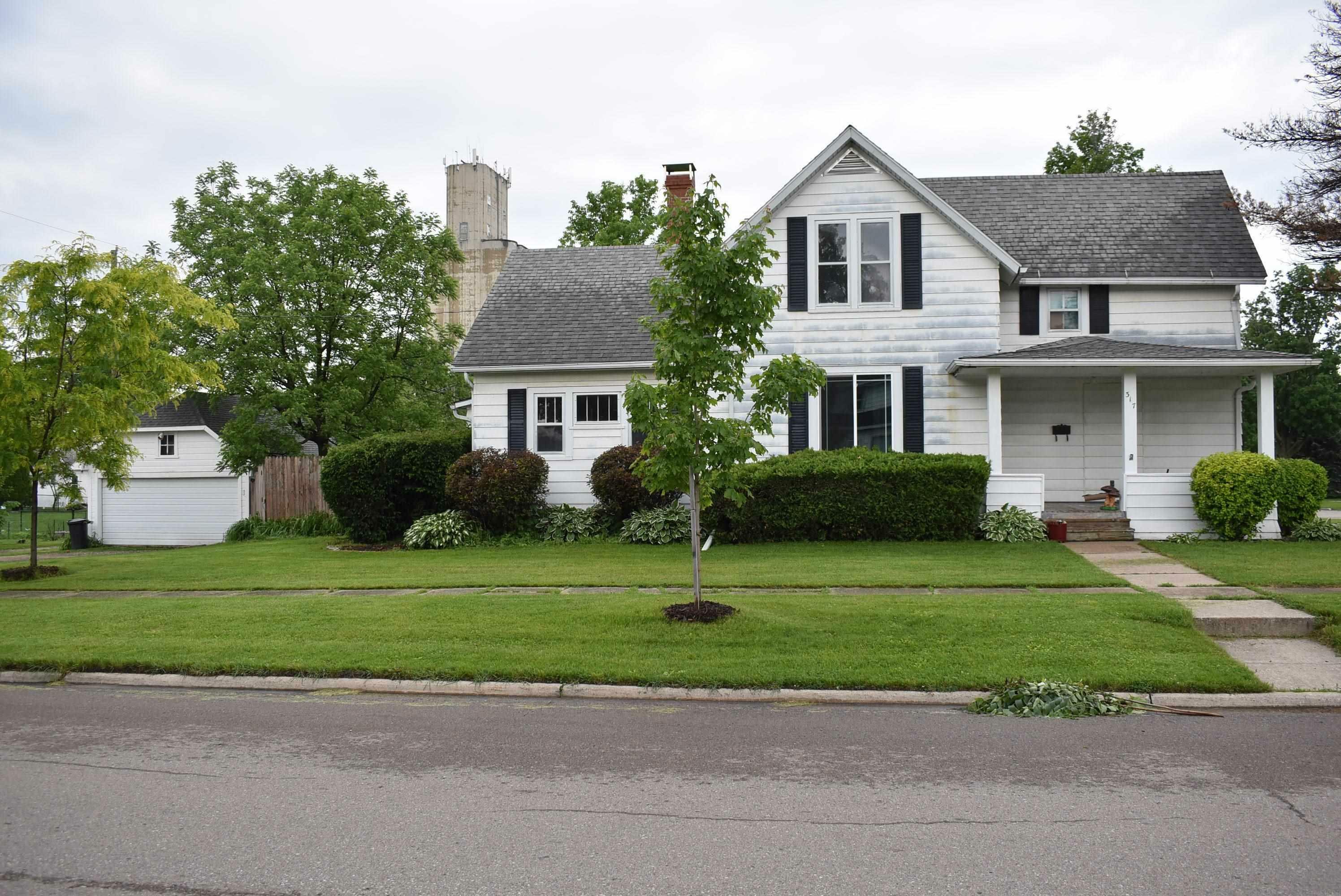 Property Photo:  317 N 4th Street  IA 50461 