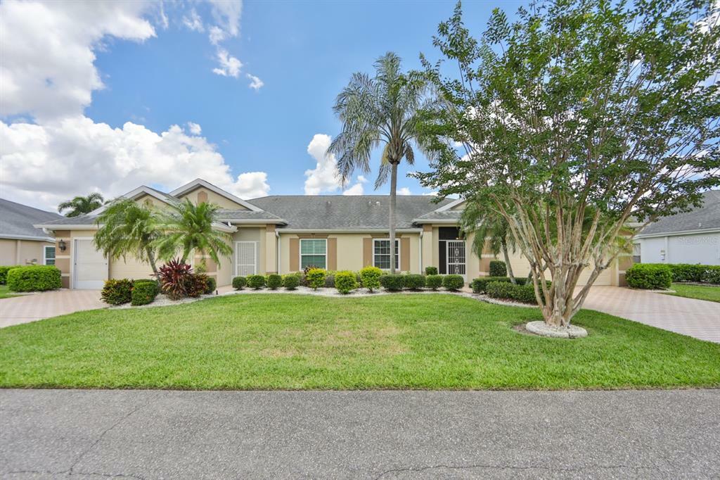 Property Photo:  512 Princeton Greens Court 6  FL 33573 