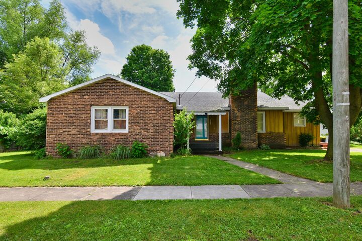 520 Michigan Street  Buchanan MI 49107 photo