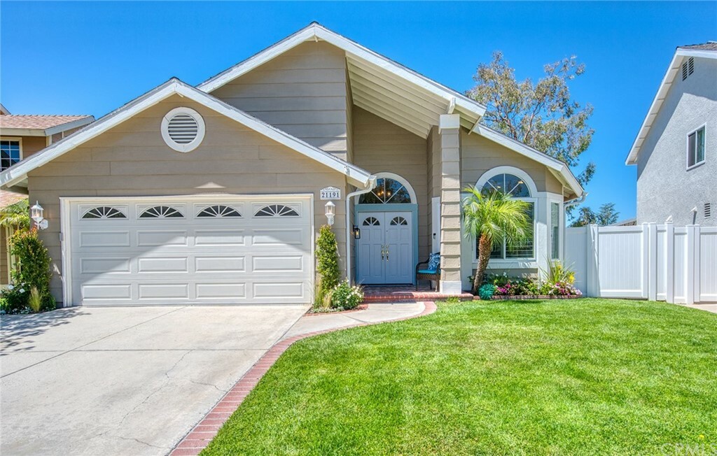 Property Photo:  21191 Briarwood Lane  CA 92679 