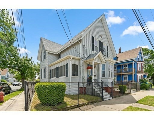 Property Photo:  31 Sewall St  MA 01902 