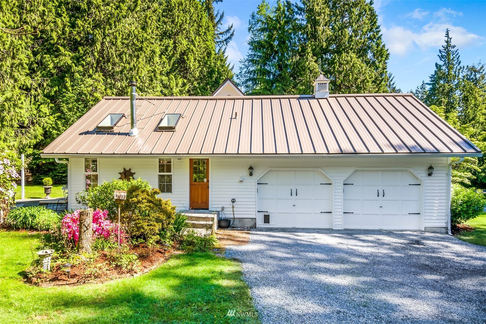 Property Photo: 6120 133rd Avenue NE WA 98258