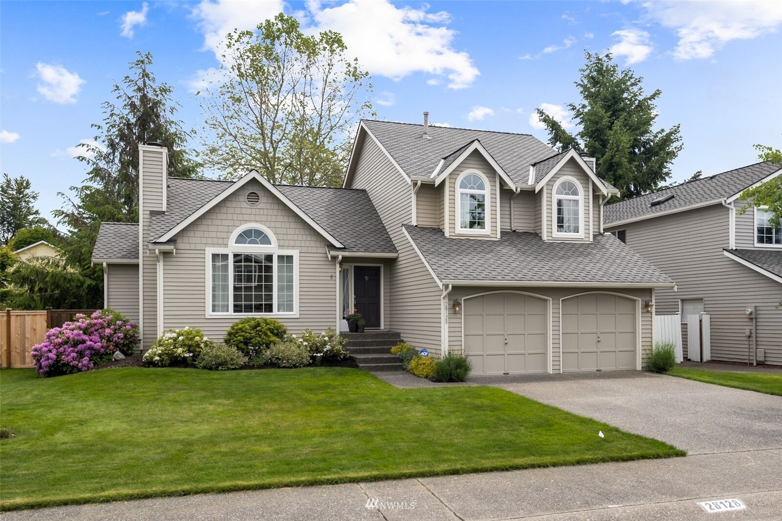 Property Photo:  28128 235th Avenue SE  WA 98038 