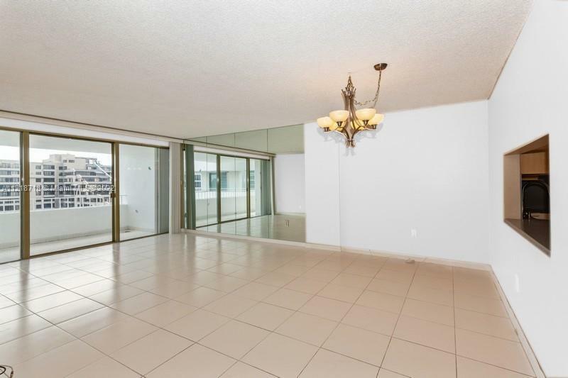 Property Photo:  199 Ocean Lane Dr 1111  FL 33149 