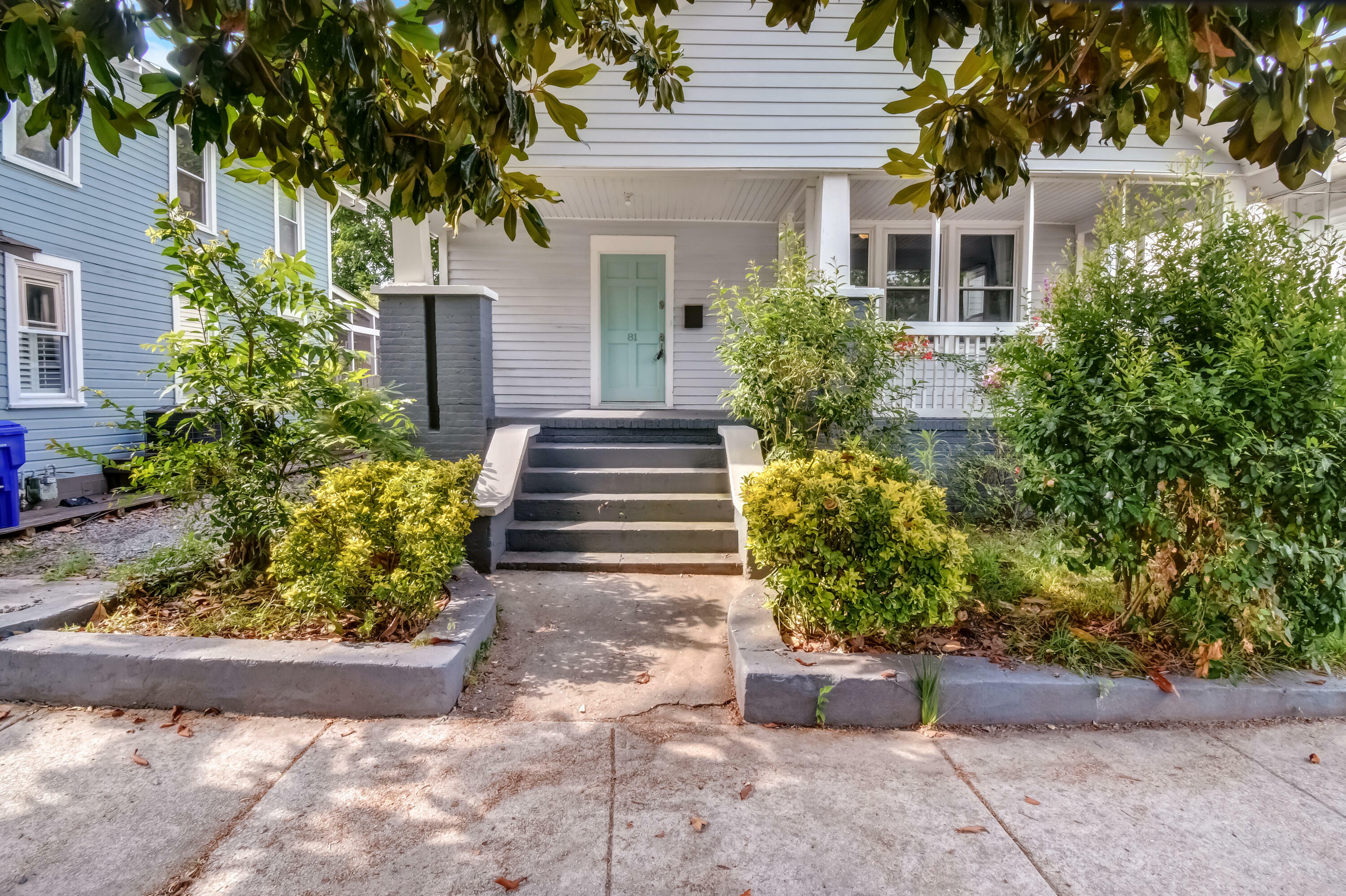 Property Photo:  81 Maple Street  SC 29403 