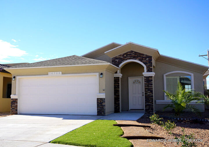 13820 Flora Vista Avenue  Horizon City TX 79928 photo