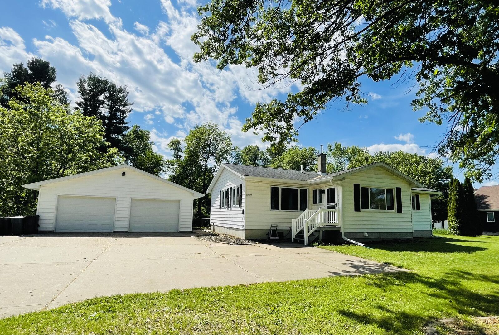 Property Photo:  17277 N 4th St  WI 54630 