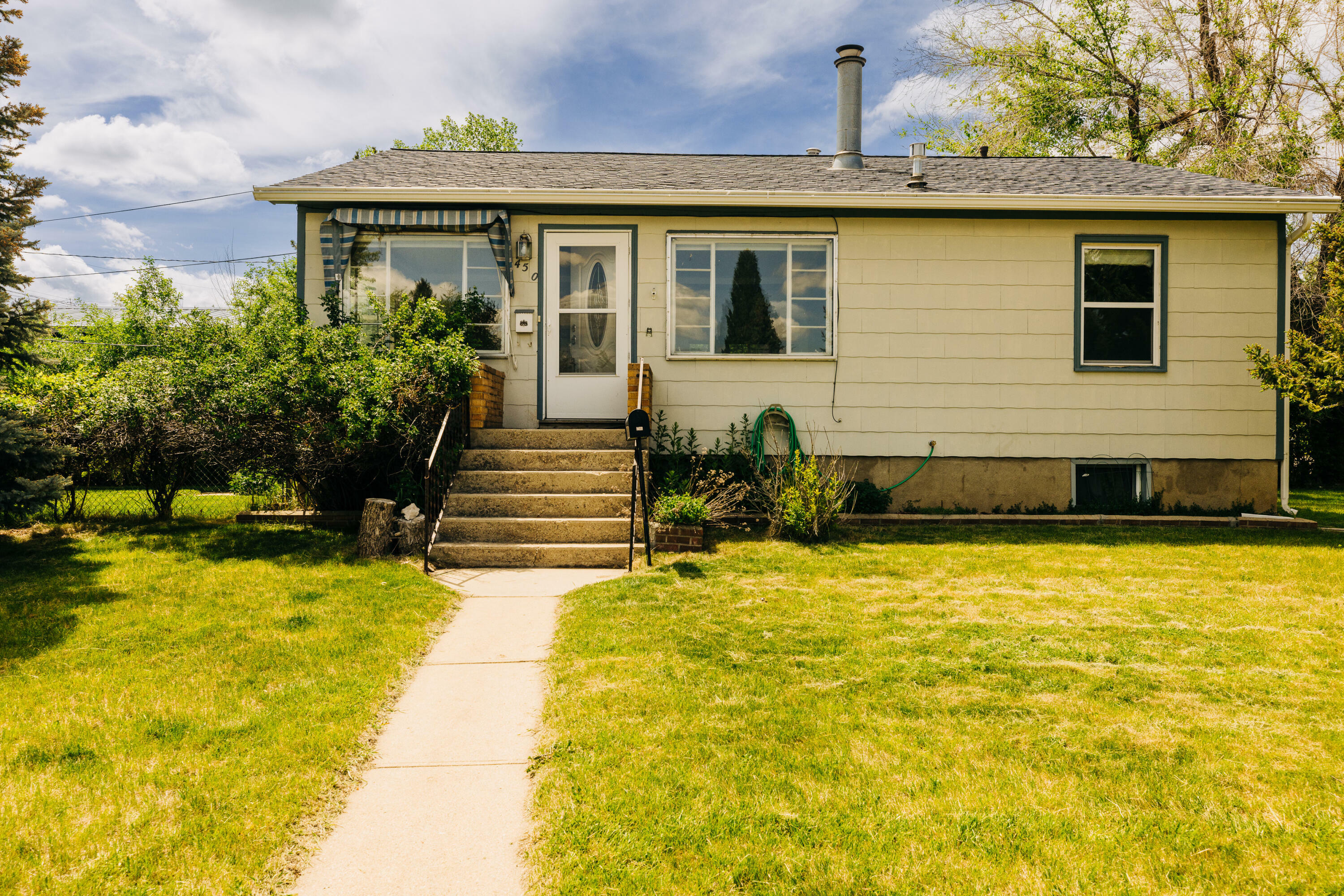 Property Photo:  450 Idaho Avenue  WY 82801 