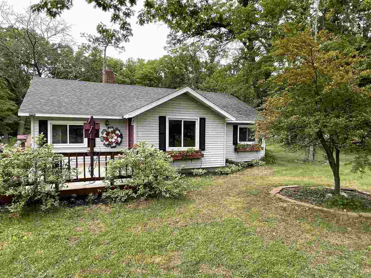 Property Photo:  2146 W Ludington Drive  MI 48622 