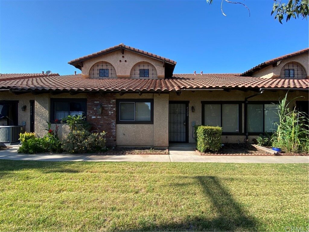 Property Photo: 4120 Rosemead Boulevard 20 CA 90660