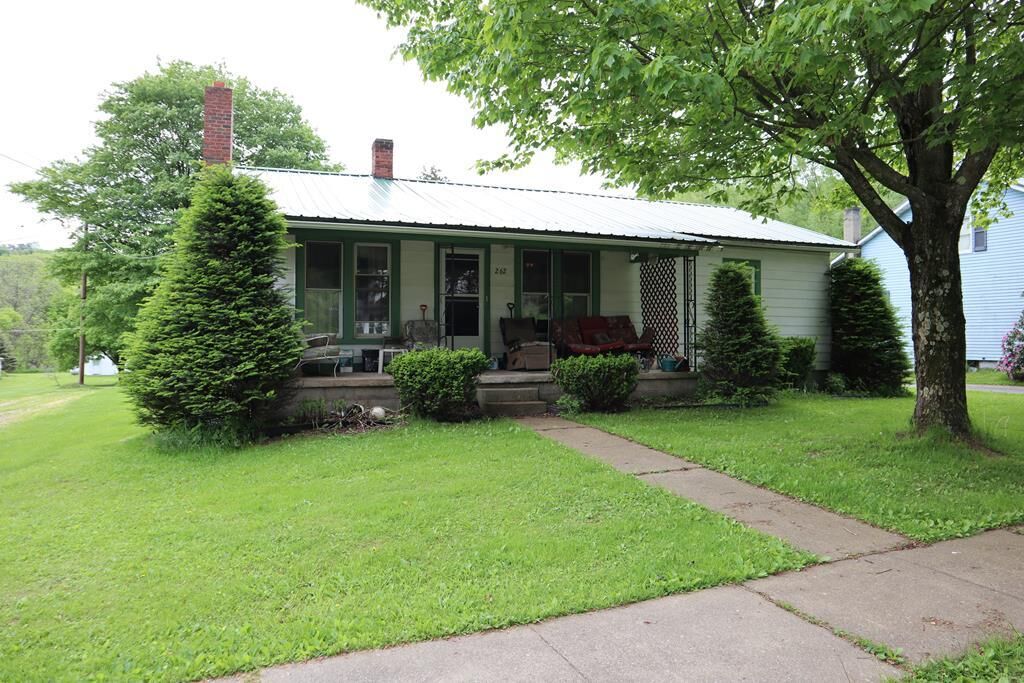 Property Photo:  262 Main Street  PA 18833 