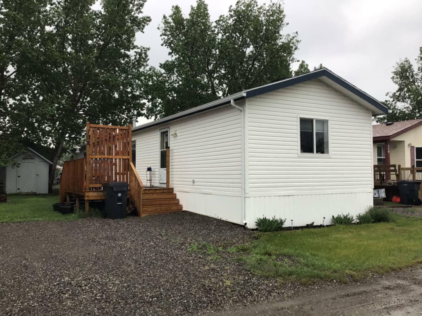 Property Photo: 108 Woolridge Park Lane AB T0L 1R0