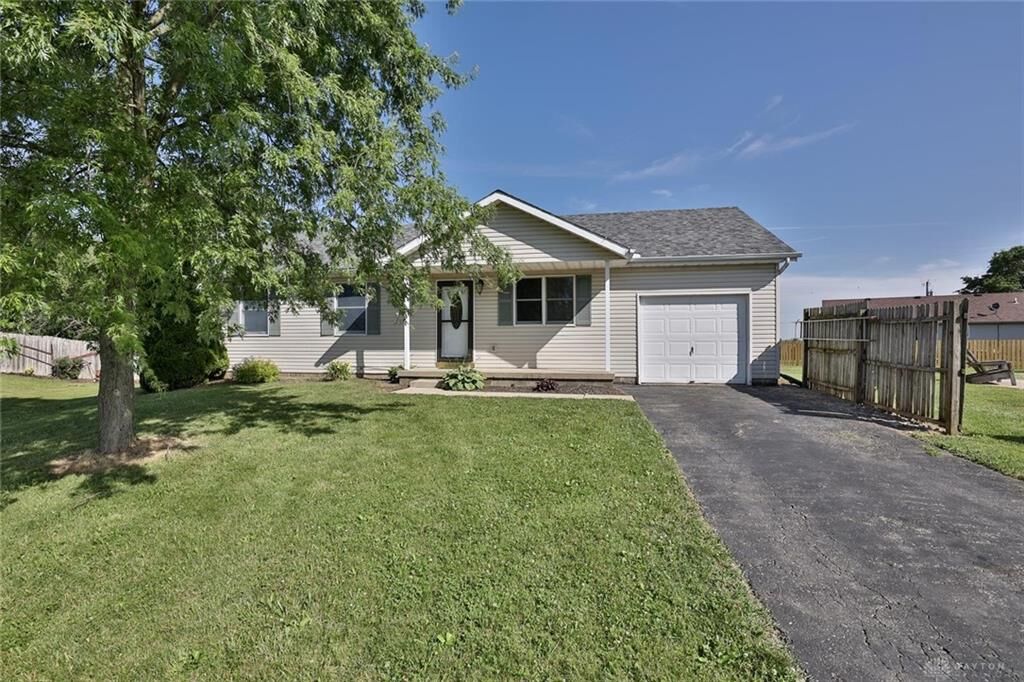 Property Photo: 508 Calico Court OH 45368
