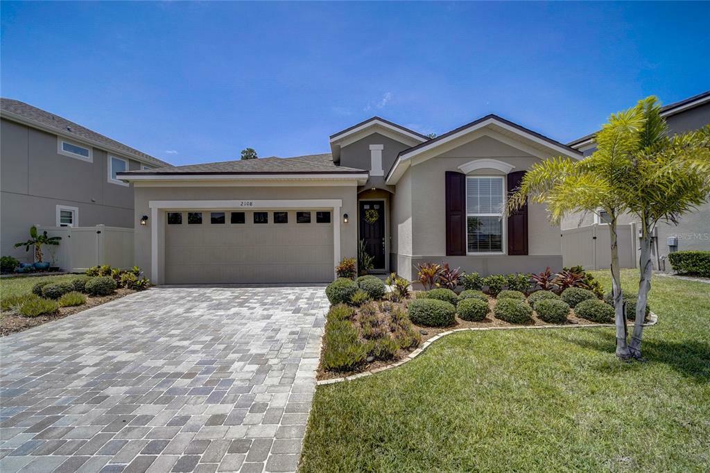 Property Photo:  2108 Donahue Drive  FL 34761 