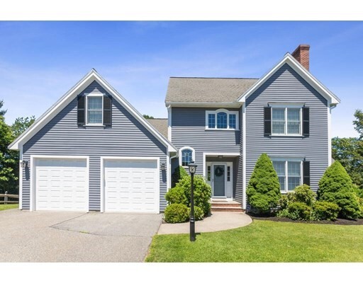 Property Photo:  29 Fairway Dr  MA 01801 