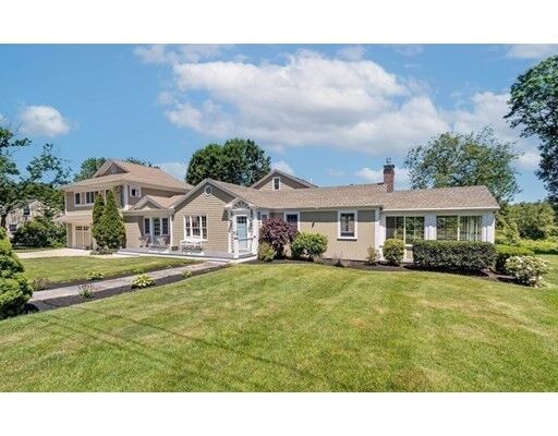 Property Photo: 14 Elaine Court MA 02066