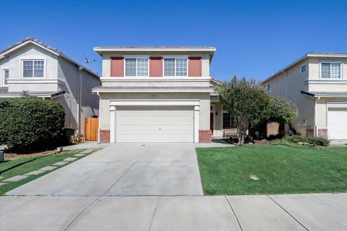 Property Photo: 1372 Evergreen Way CA 95376