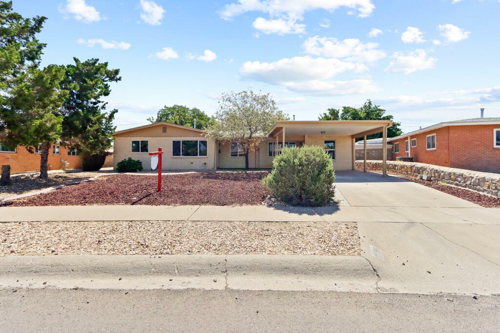 Property Photo: 912 Cessna Drive TX 79925