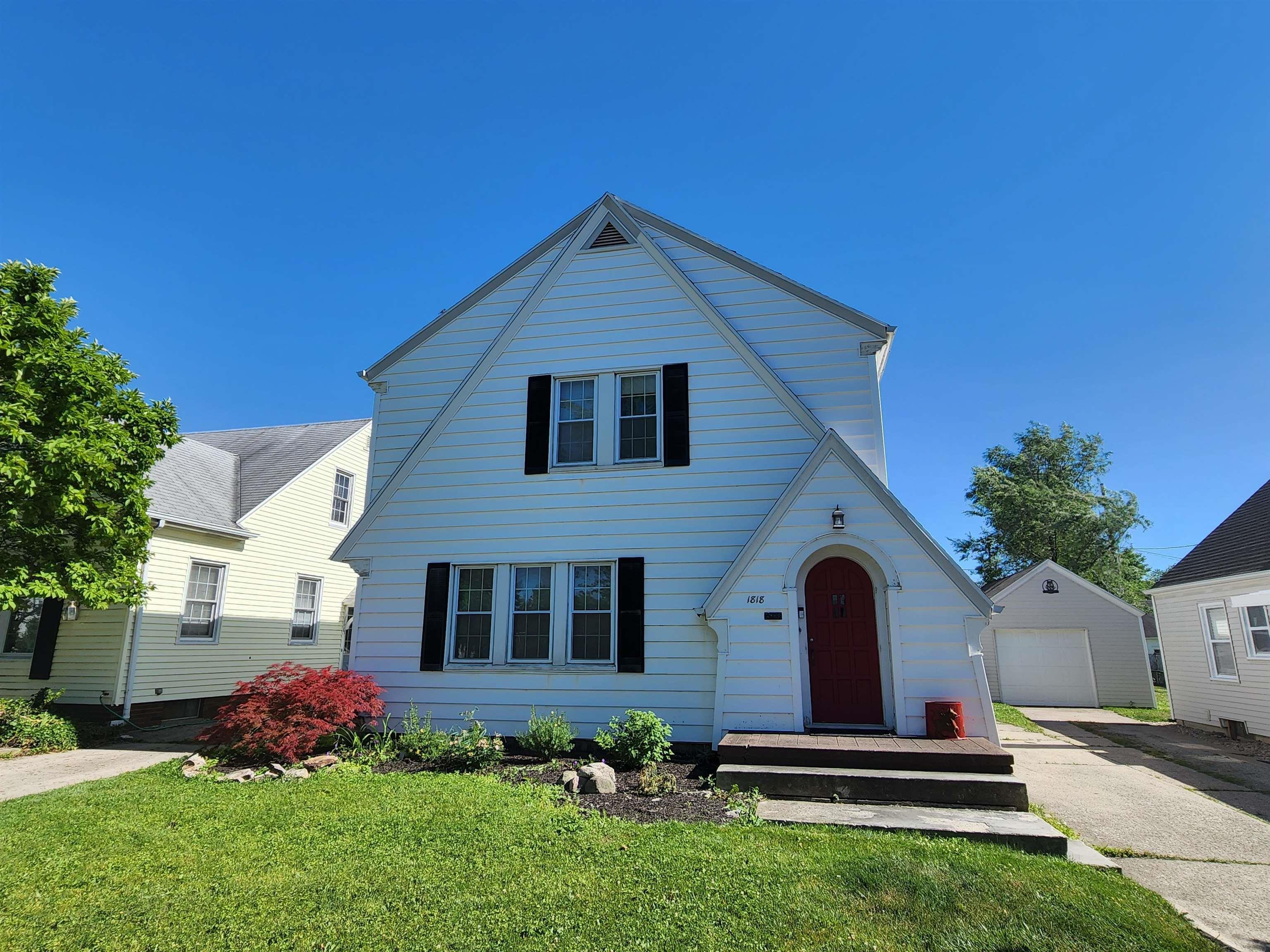 Property Photo:  1818 Vance Avenue  IN 46805-2306 