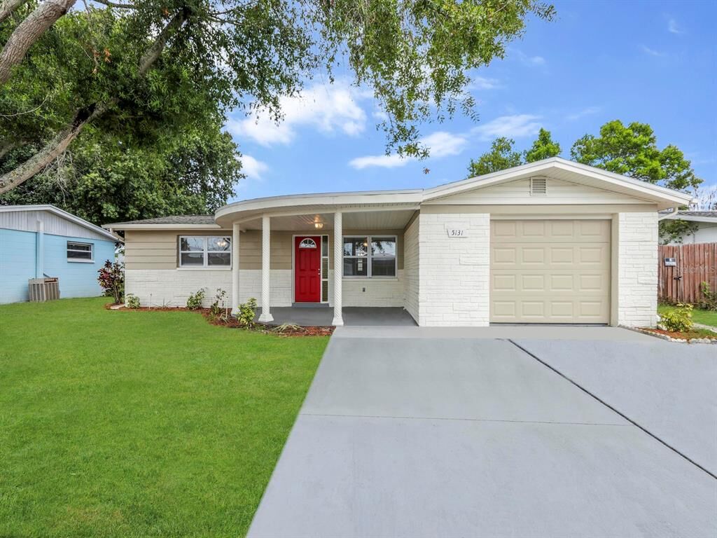 Property Photo:  5131 Janice Lane  FL 34690 