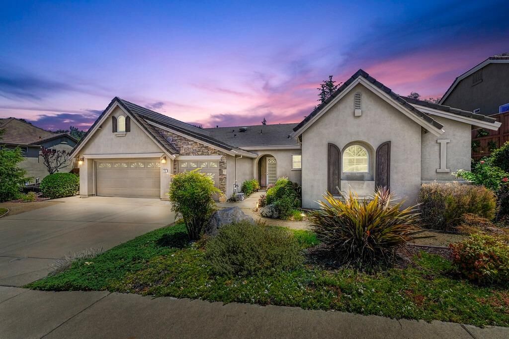 Property Photo: 712 Grandview Drive CA 95603