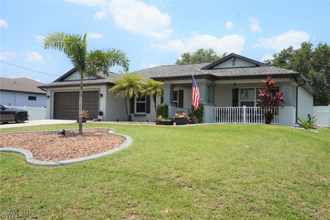 Property Photo:  2615 NE Juanita Place  FL 33909 