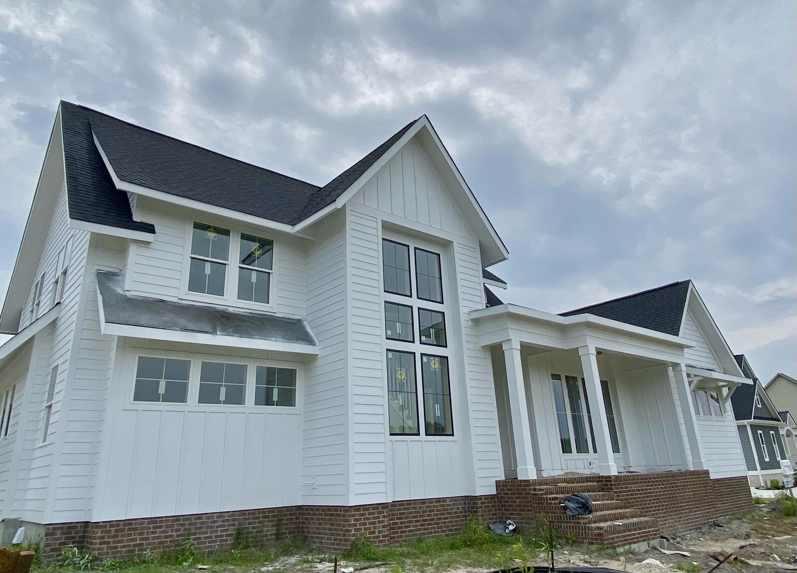 Property Photo: 6205 Morning Glory Drive NC 27603