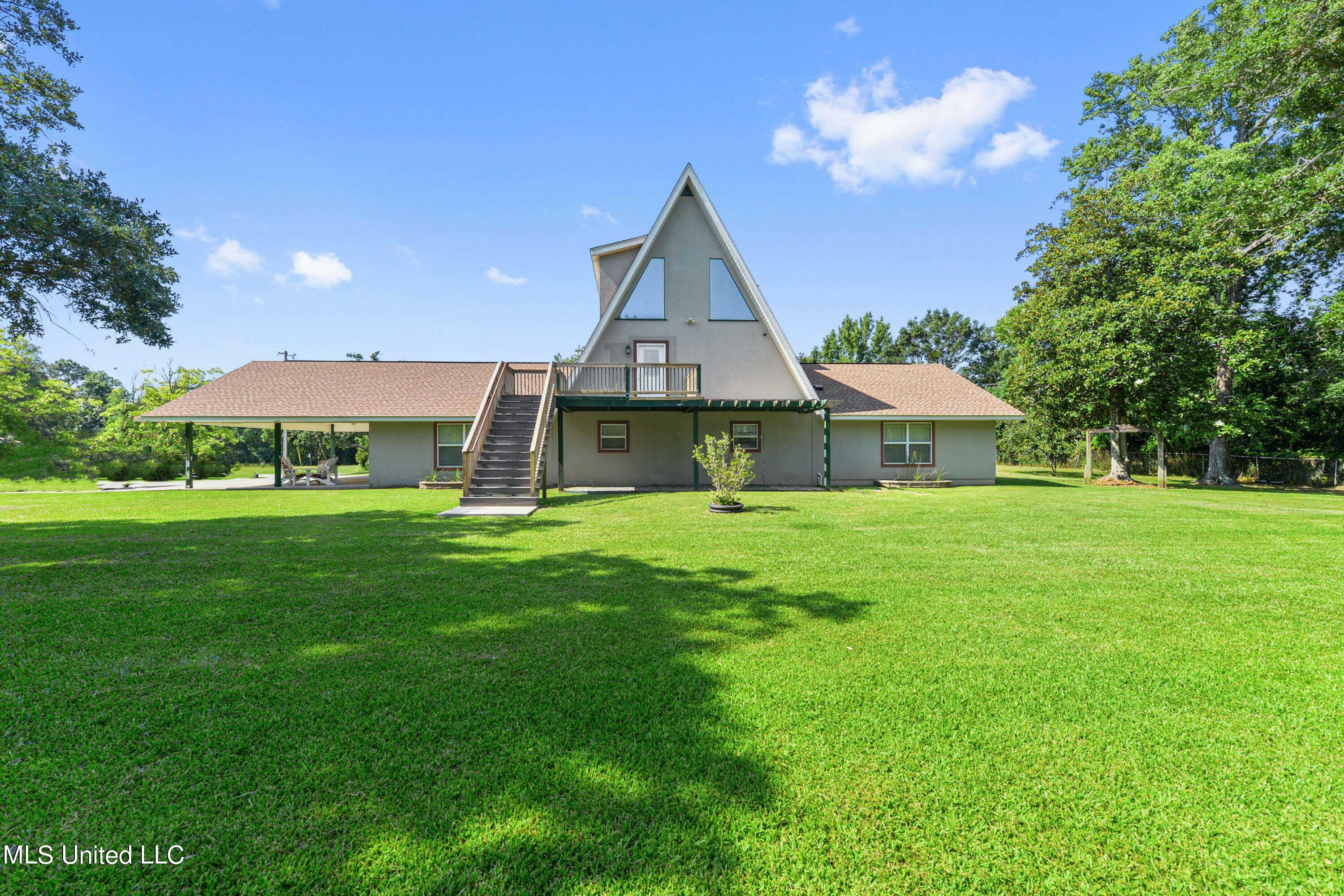 Property Photo:  681 Kennedy Lane  MS 39532 