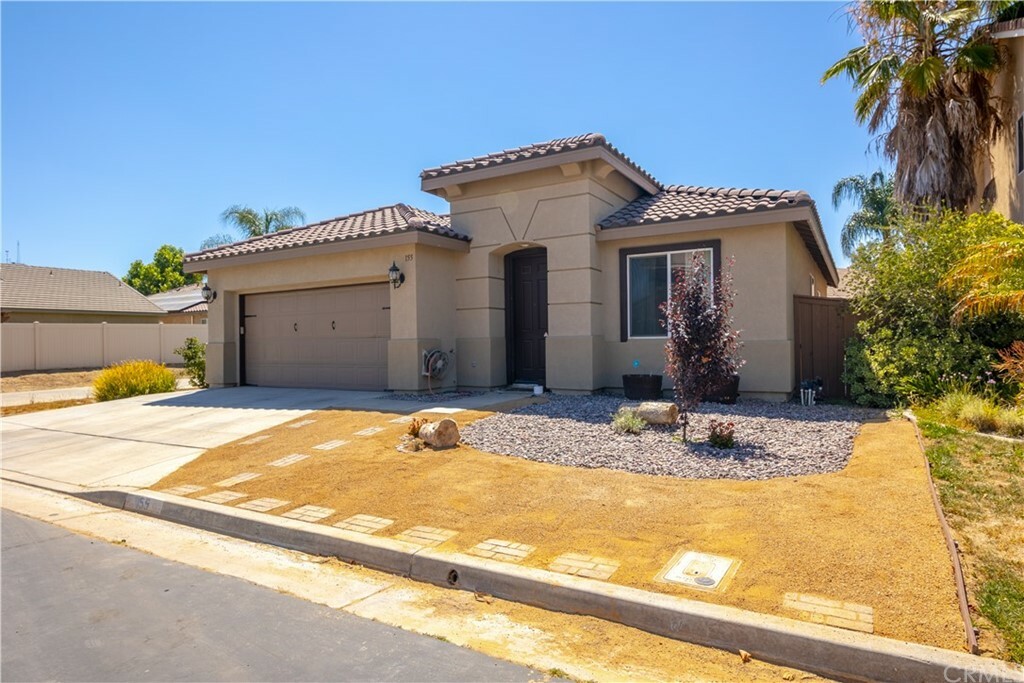 Property Photo:  155 Caldera Lane  CA 92545 