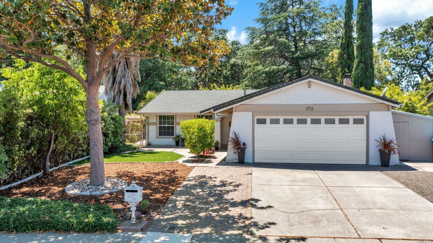 Property Photo:  272 Edwin Drive  CA 95687 